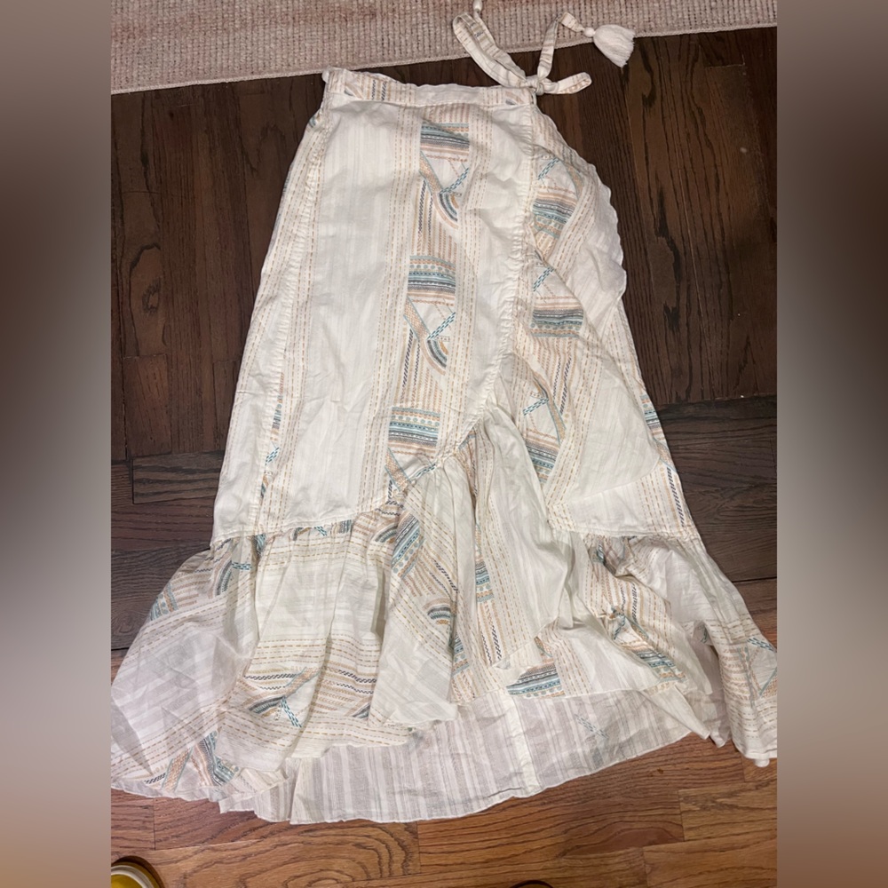 O'Neill Asymmetrical White and Blue Skirt